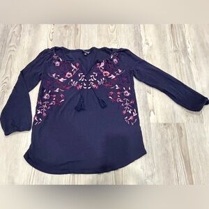 Lucky Brand Navy Floral Embroidered blouse top with Tassels. Size Small GUC
